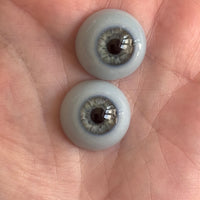 Tru Life ULTRA eyes LICHEN