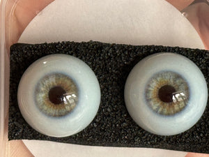 Tru Life ULTRA eyes Blue Hazel 20mm
