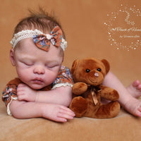 LITTLE BEAR by Beatriz Clemente