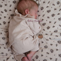 DAJA by Esmina Chaves