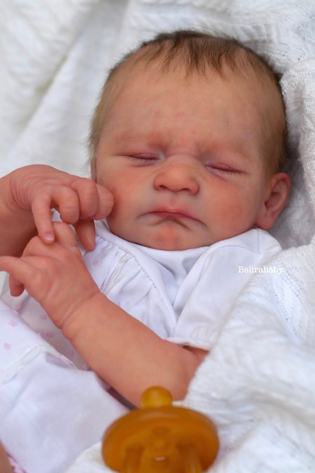 FRIZZLE by Severine Piret