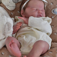 EMMA WENDY SUE by Melanie Ingold