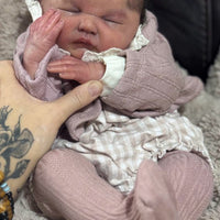 EMMA WENDY SUE by Melanie Ingold