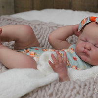 EMMA WENDY SUE by Melanie Ingold