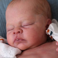 THEO by Doris Hornbogen